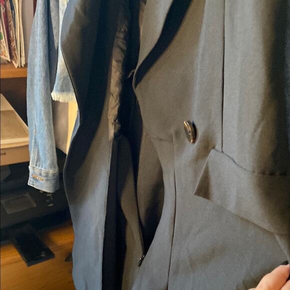 Chic Black Sleeveless Jumpsuit - Picture 8 of 8